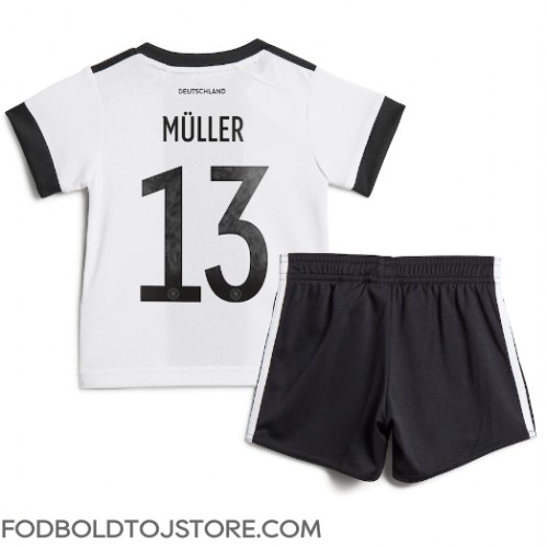 Tyskland Thomas Muller #13 Hjemmebanesæt Børn VM 2022 Kortærmet (+ Korte bukser)